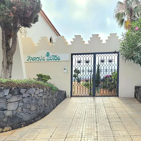Parque Lotos شقة *