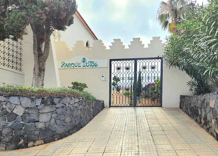 Parque Lotos Lägenhet *